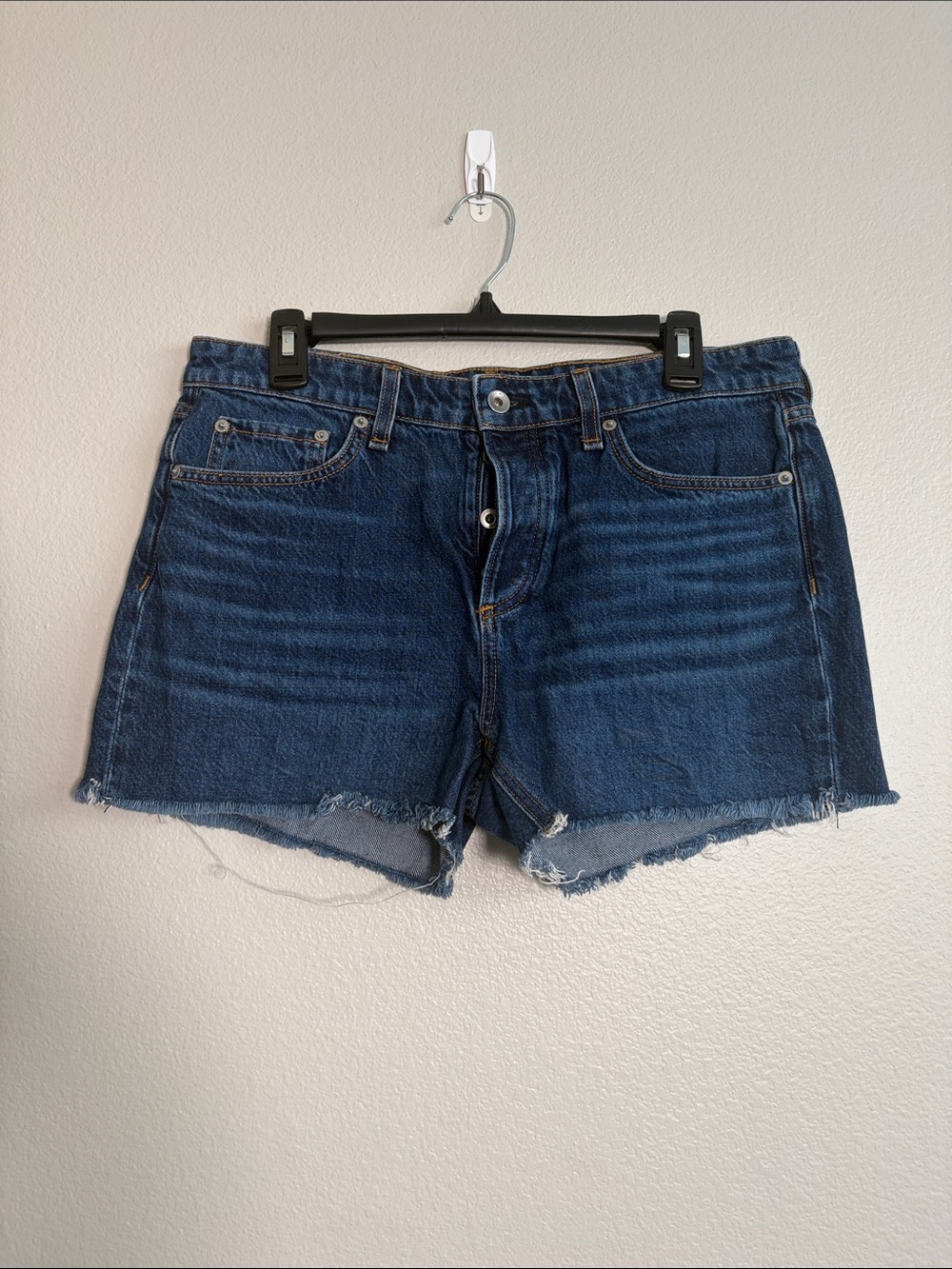 Rag & Bone Dre Low Rise Dark Wash Shorts - 29